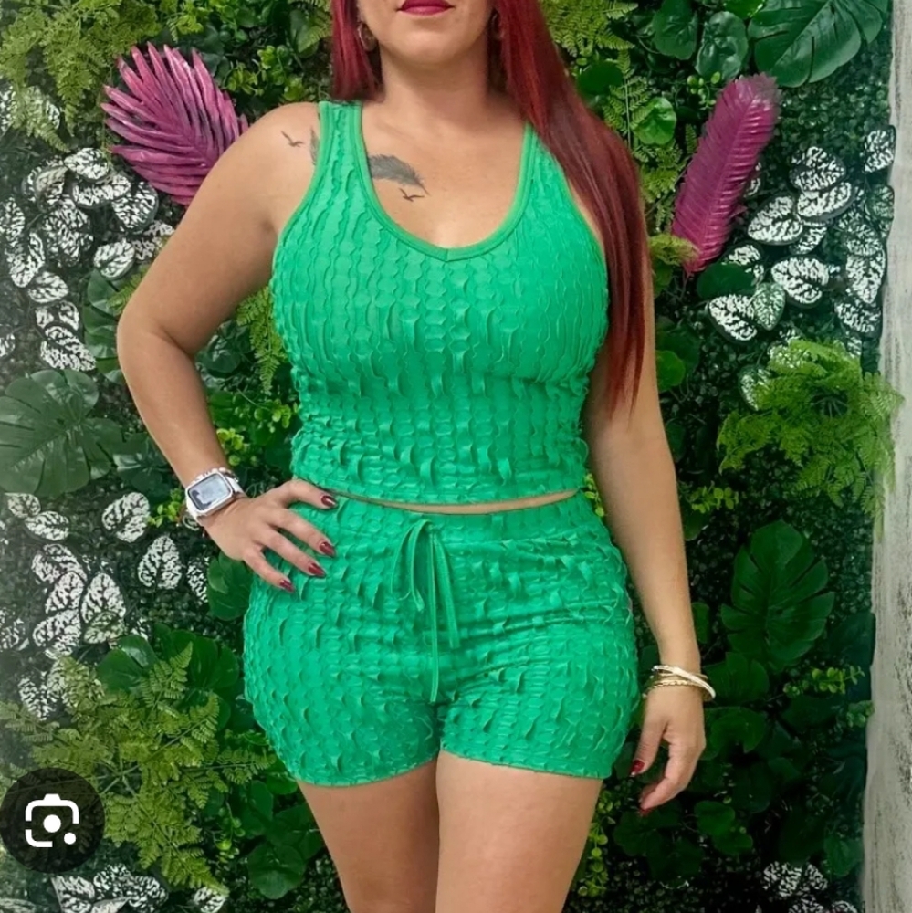 Shein Curve Set 1X Green Shorts / Crop Tank Set Sexy Stretch Textured 2936H